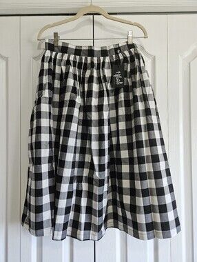 Victorine Gingham Skirt from Hell Bunny